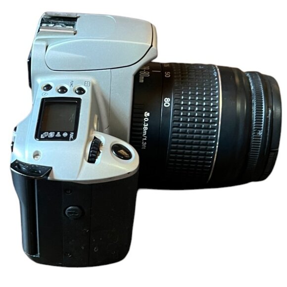 Canon EOS Rebel 2000 35mm SLR Film Camera, 2 Lenses/Filters/Strap/Camera Bag - Picture 6 of 16